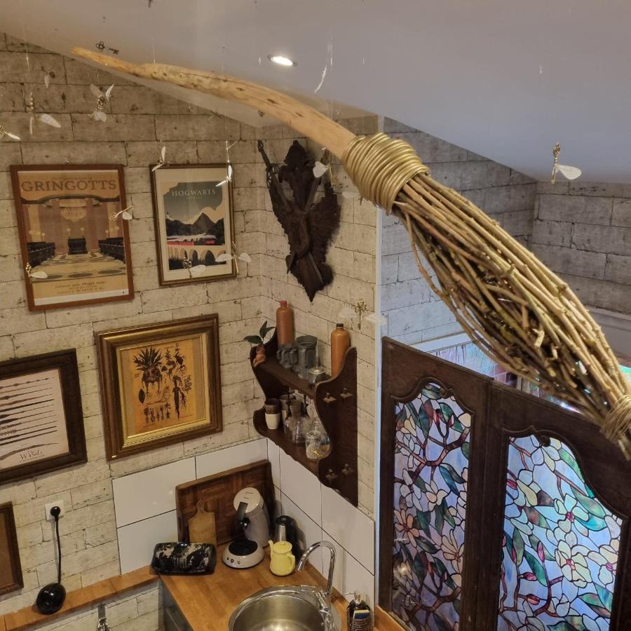 La Cabane Des Sorciers Liévin Eksteriør bilde